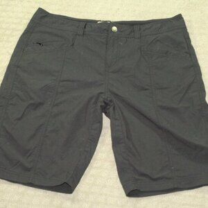 Shorts Black Mid Rise Stretch Bermuda Pockets Hiking